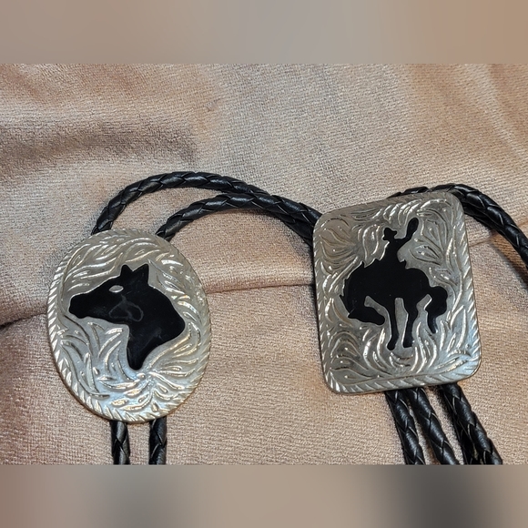 Western Style Bolo Ties Rodeo/Equestrian - Picture 2 of 10